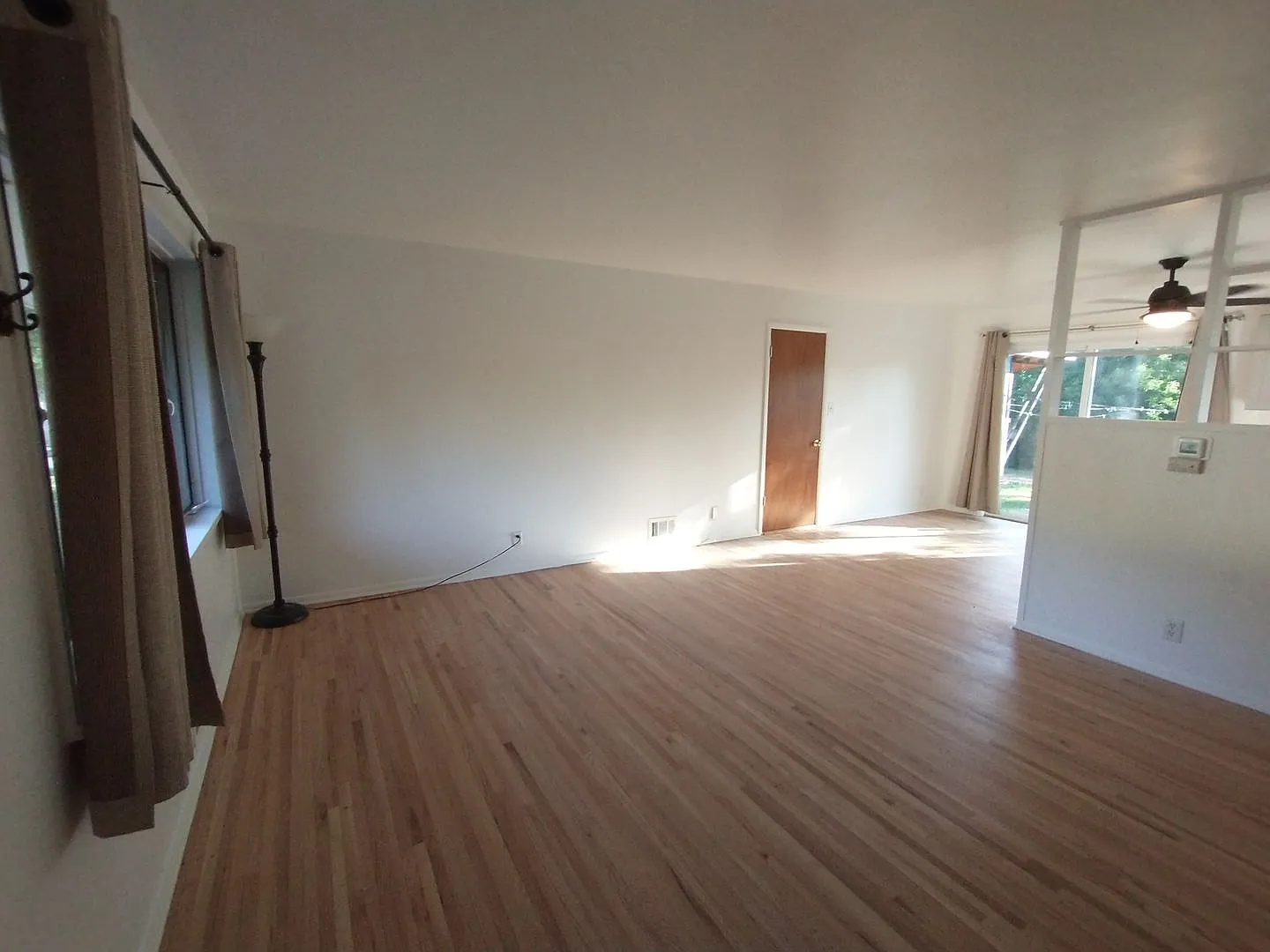 Updated, 3B/1B Martin Acres Ranch Available October 1st! — Photo 3