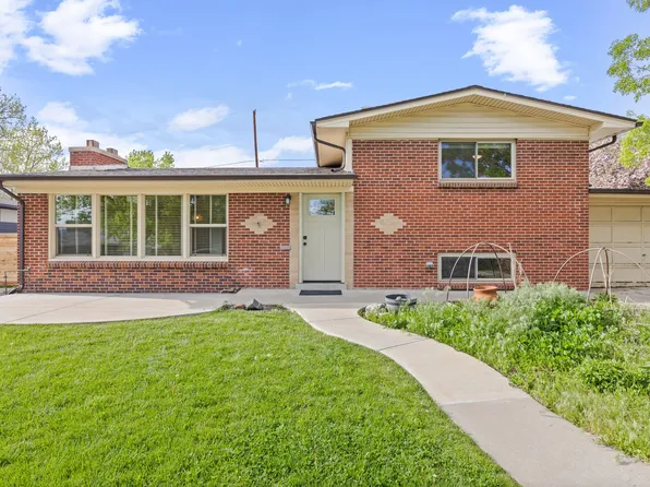 8525 W 64th Pl, Arvada, CO 80004