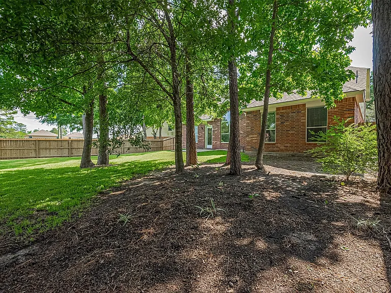 14 Sprite Woods Pl — Photo 43