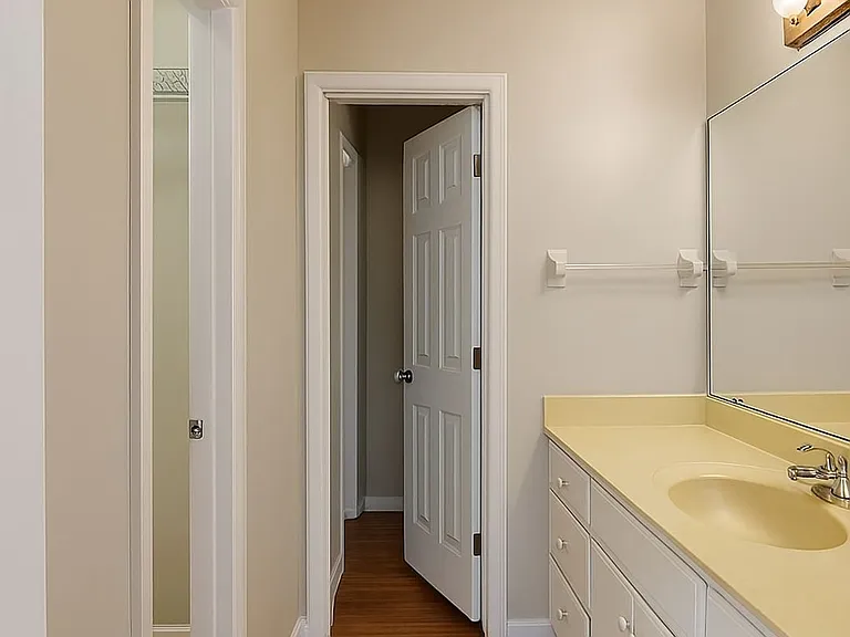 1806 Heatherton Dr — Photo 20