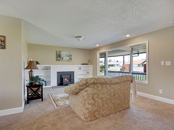 4th image of 5610 108th Street Ct SW