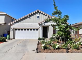 8300 Kevin Whiteley Dr, Elk Grove, CA 95757