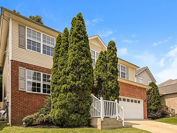4th image of 412 Elegance Way