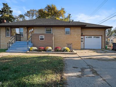 205 3rd St NW, Almont, ND, 58554