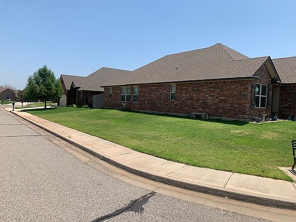 4th image of 1008 Golden Leaf Dr