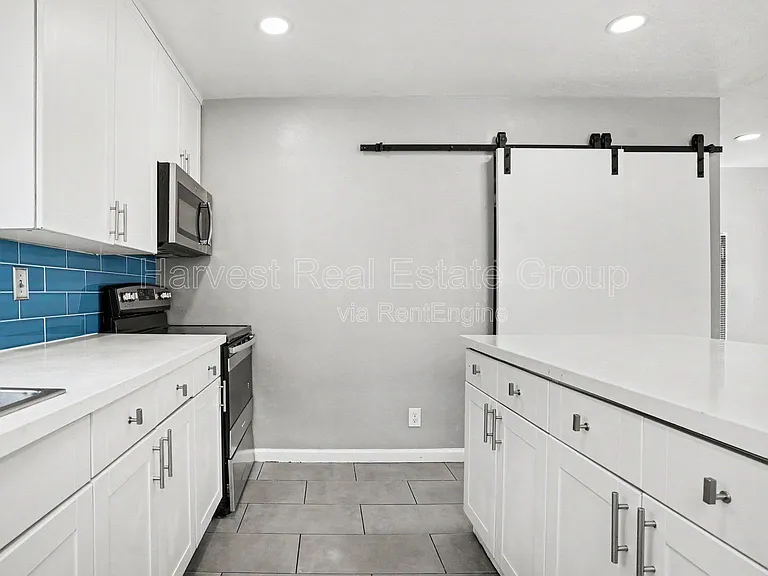 14772 Midland Rd #C — Photo 7