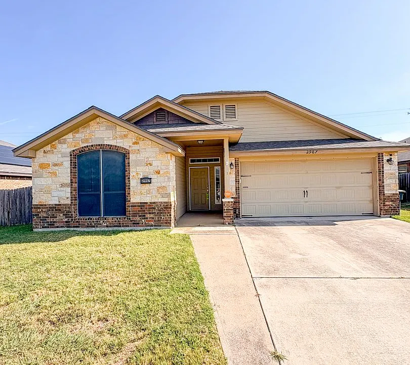 2907 Montague County Dr