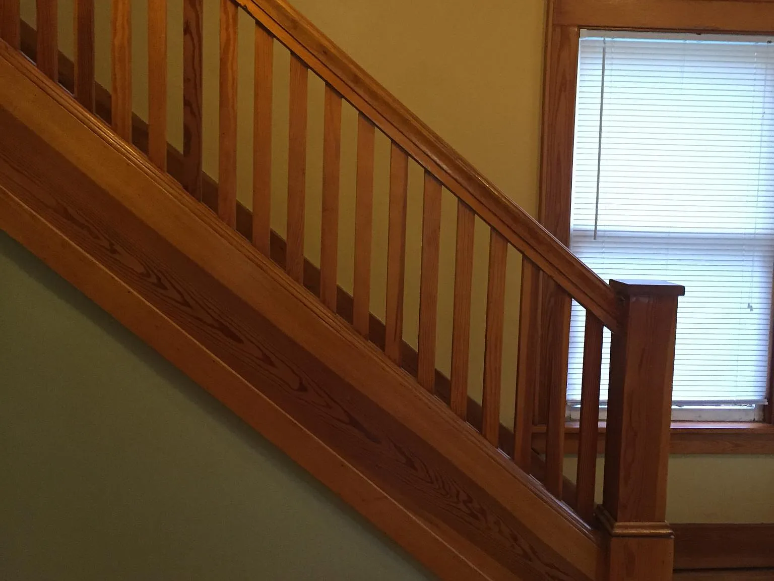 5 bed, 2.5 bath, 2009 sqft, $3,625 — Photo 4