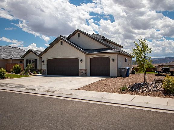 3rd image of 3392 Blackbrush Dr