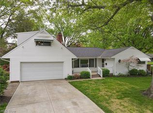 30008 Ashton Ln, Bay Village, OH