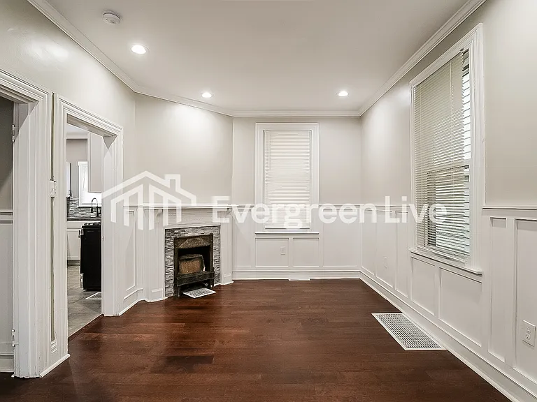 2110 Monongahela Ave — Photo 9