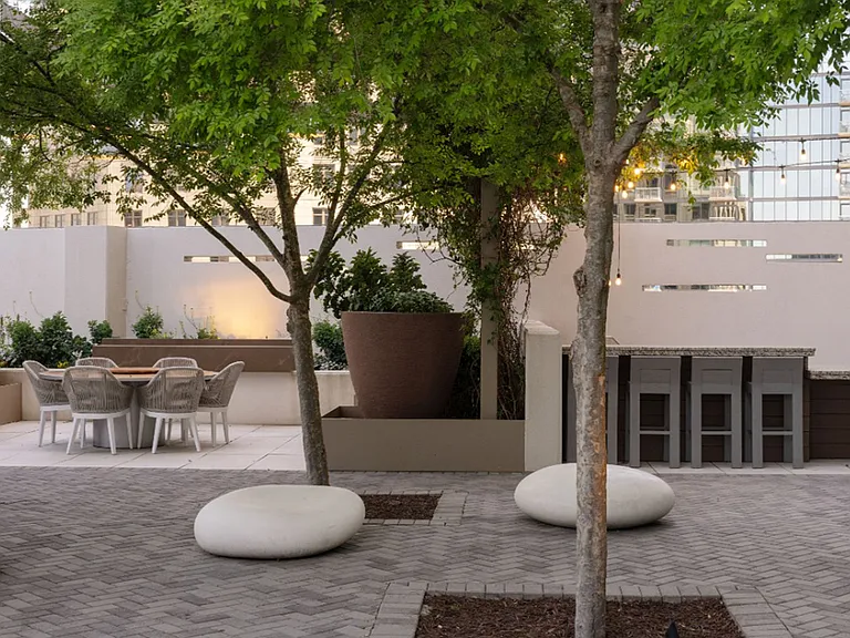 Elora at Buckhead — Photo 16
