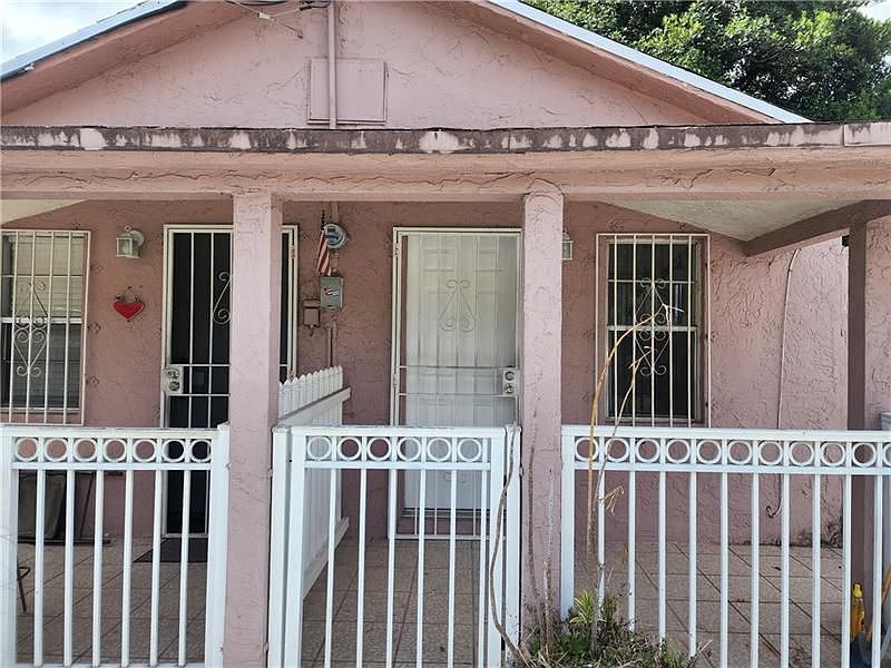 1st image of 2810 NW 51st St #B