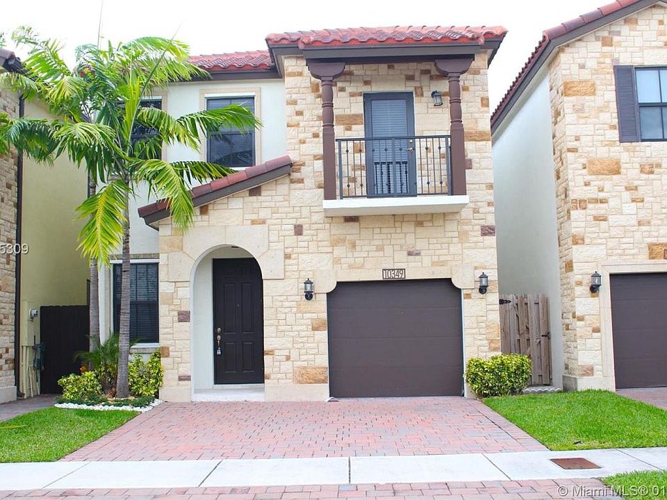 1st image of 10349 NW 70th Ln