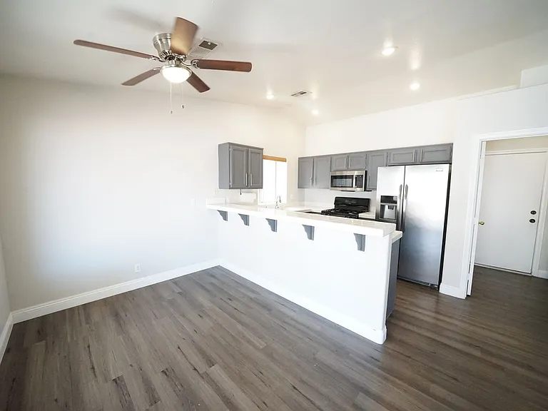 916 Clubview Dr #179-16-025 — Photo 9