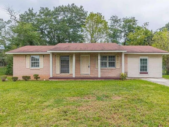 2115 Rochelle Way, Atlanta, GA 30349