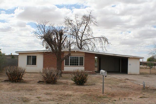 1st image of 4030 N Catalina Dr