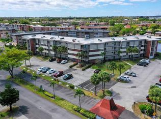 3091 NW 46th Ave APT 105C, Lauderdale Lakes, FL 33313