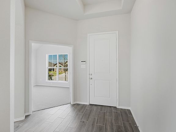 5th image of 1821 Barberry Way