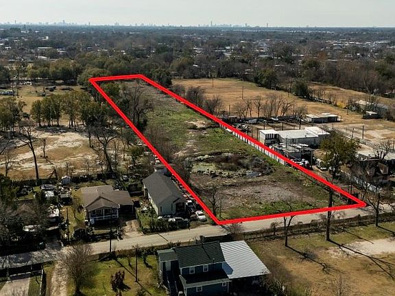 5th image of 312 Hambrick Rd