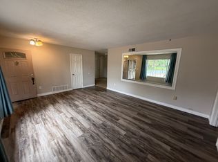 2173 Dana St, Corona, CA 92879