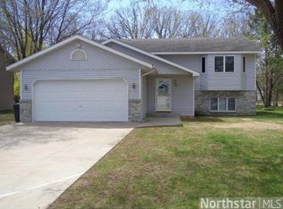 919 Lilac Ln, Little Falls, MN 56345