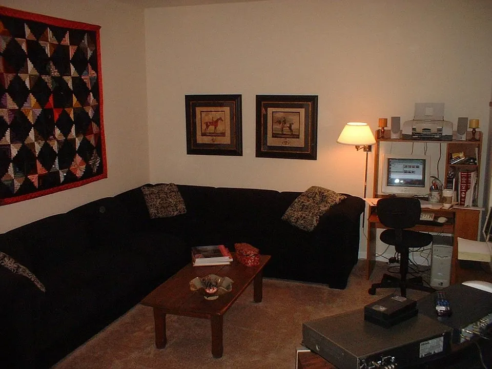 Game room w/ sliding glass doors to back yard