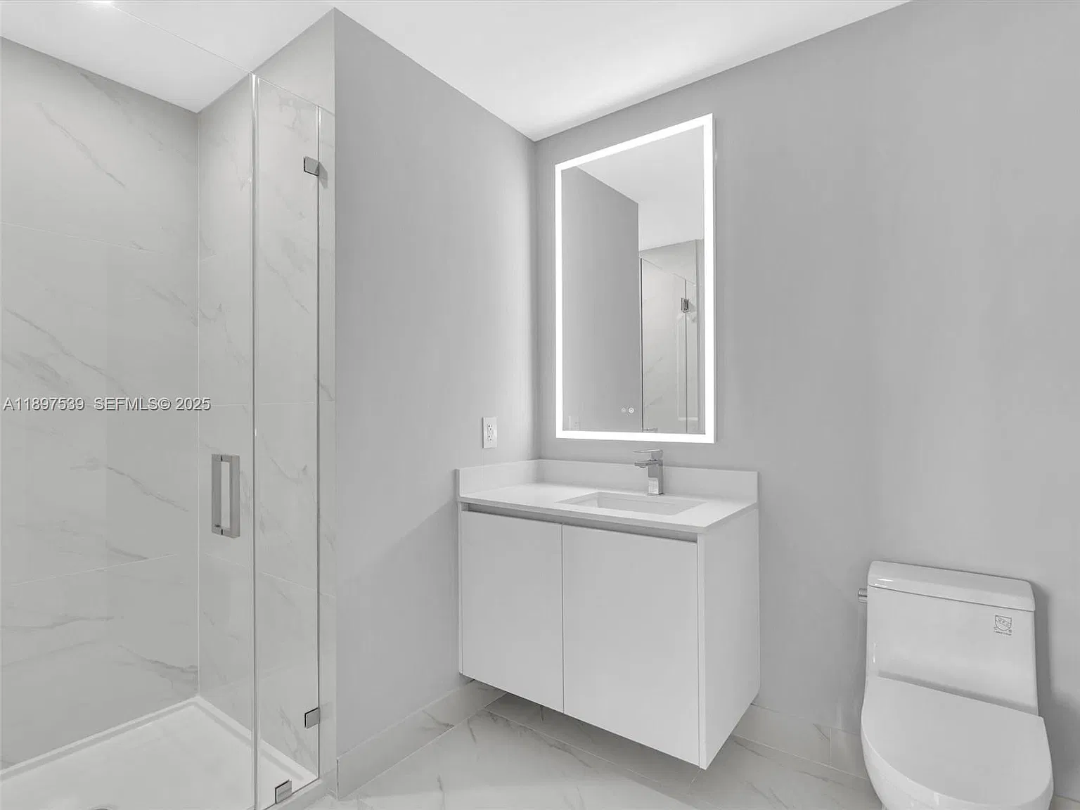 3 bed, 3.5 bath, 1540 sqft, $9,500 — Photo 3