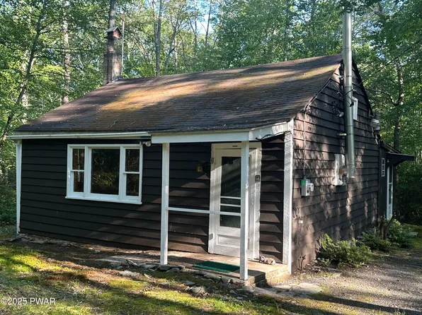 980 Silver Lake Rd, Dingmans Ferry, PA 18328