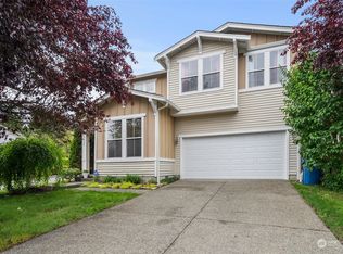 5049 NE 4th Pl, Renton, WA 98059