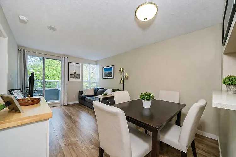 3489 Ascot Pl #305