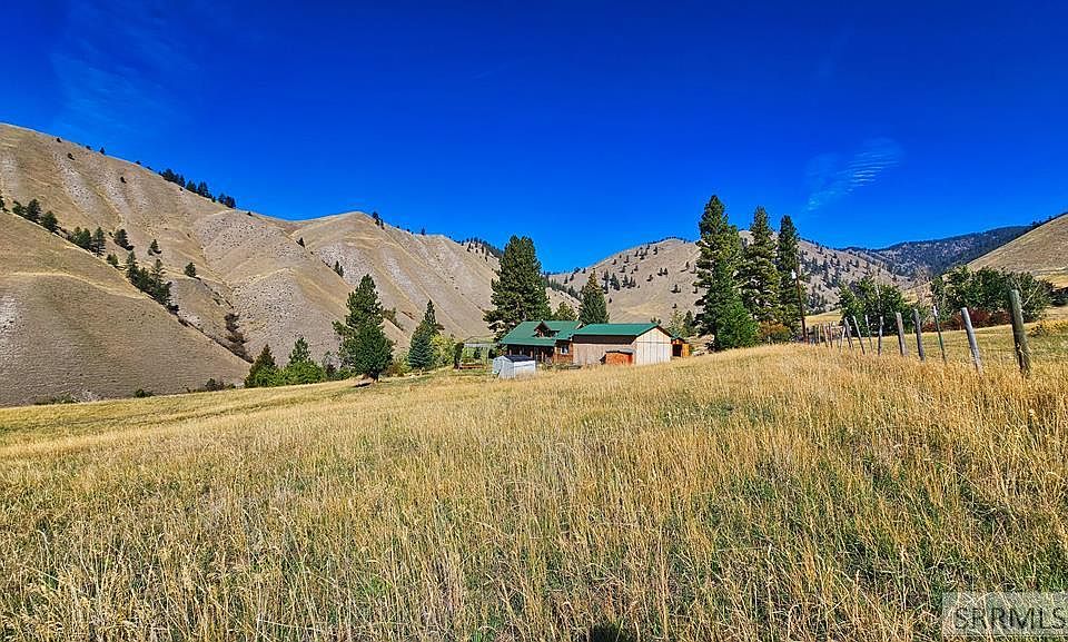 16th image of this home