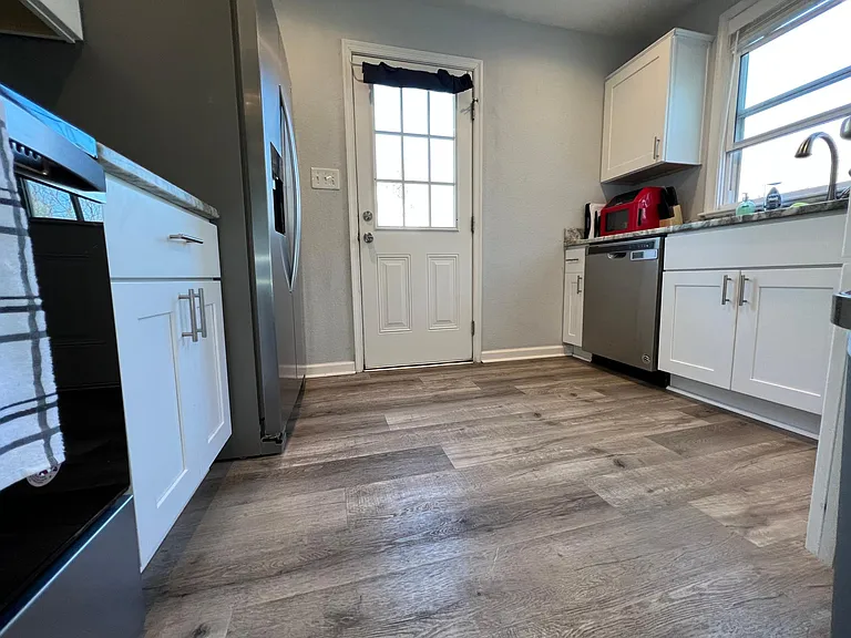 3205 Brighton St — Photo 5