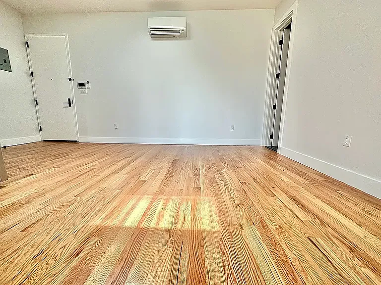 959 Metropolitan Ave #3B — Photo 25