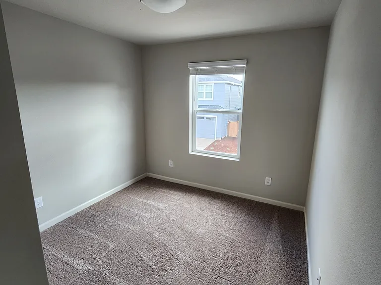 3942 SE 81st Ave — Photo 10