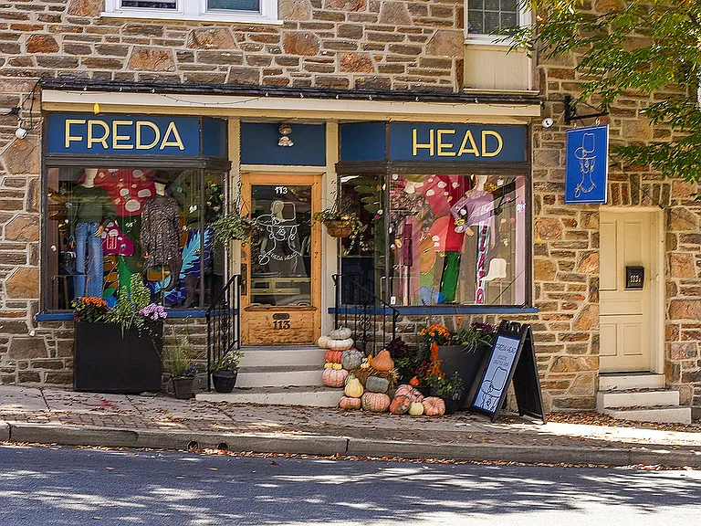 Explore the unique style and charm of Freda Head, perfectly captured in its warm and welcoming exterior.
