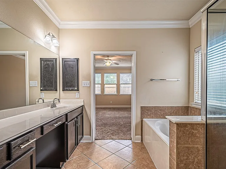 11507 Bermondsey Dr — Photo 34