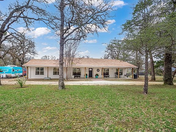 3rd image of 111 Wilderness Dr