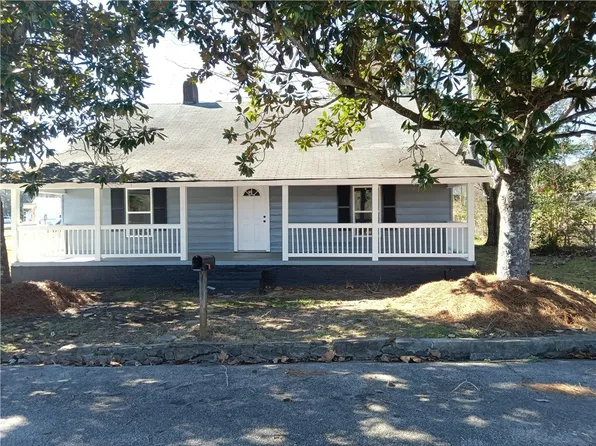 5805 16th Ave, Valley, AL 36854