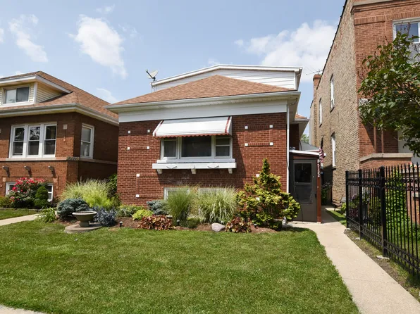 5122 W Deming Pl, Chicago, IL 60639