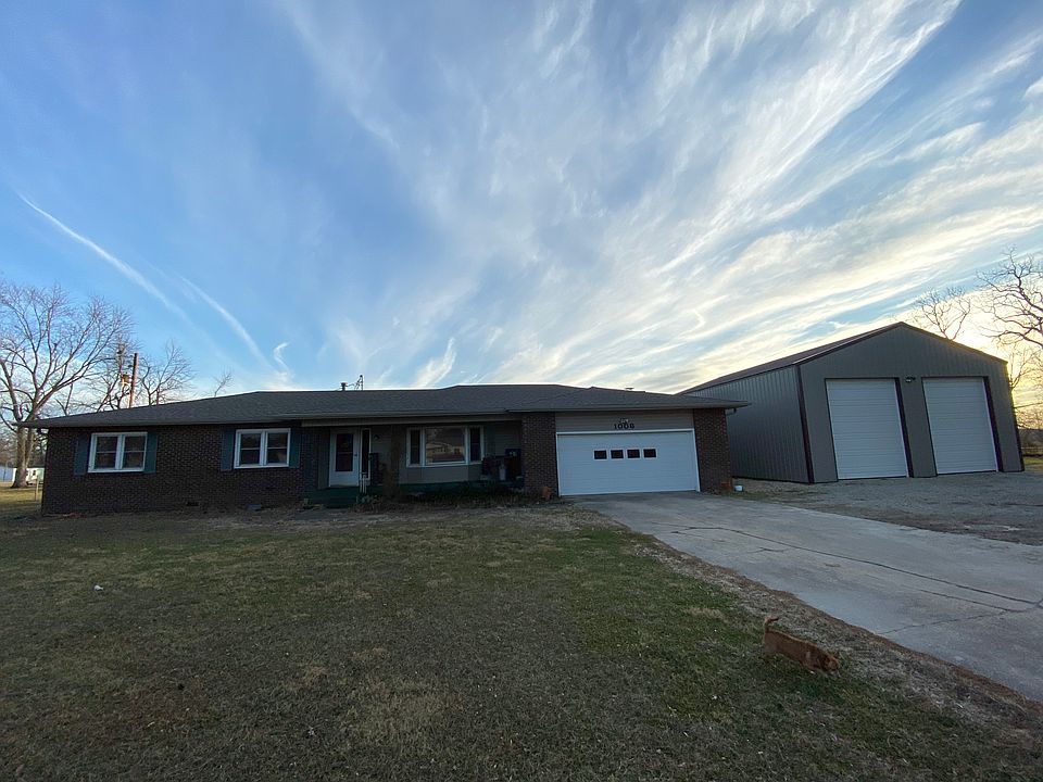 1st image of 1006 W Clouse St