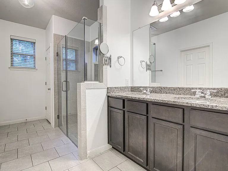 7337 Menchaca Rd #22 — Photo 13