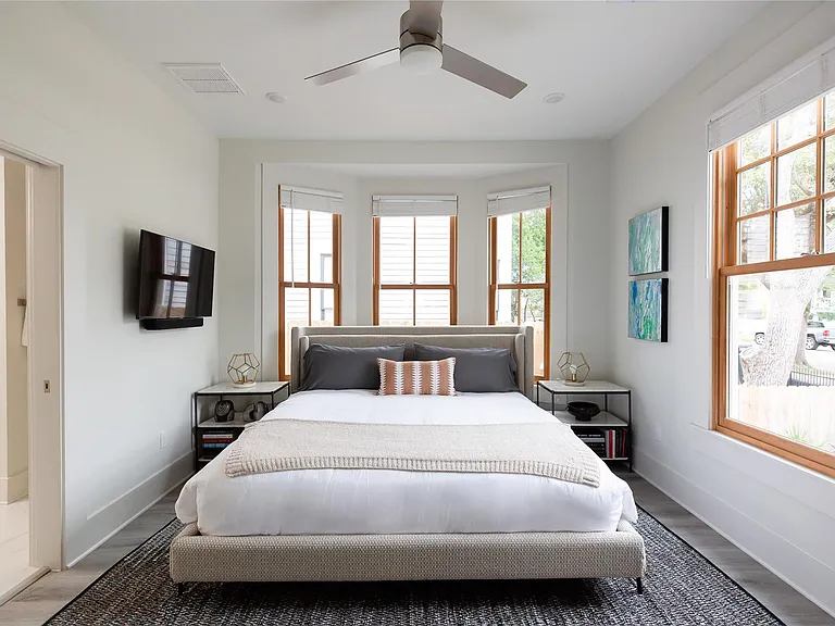 3209 Avenue P 1/2 — Photo 14