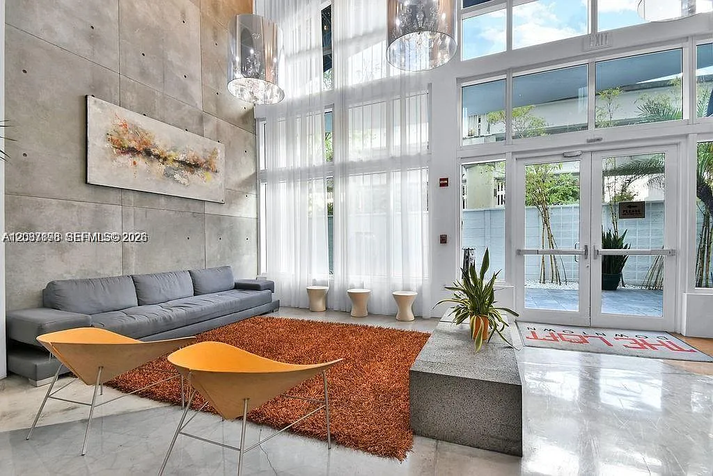 The Loft Downtown Condo — Photo 3
