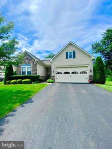 10 Applegate Dr, Florence, NJ, 08518