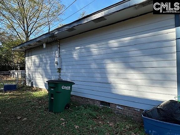 2nd image of 2312 Lucas St