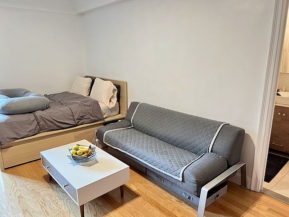 2nd image of 5 Tudor City Pl APT 1807