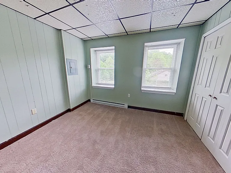 44 S Water St #C — Photo 7