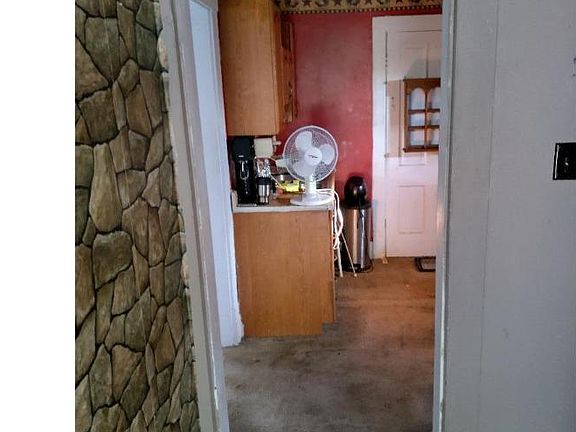 5th image of 42389 Green St