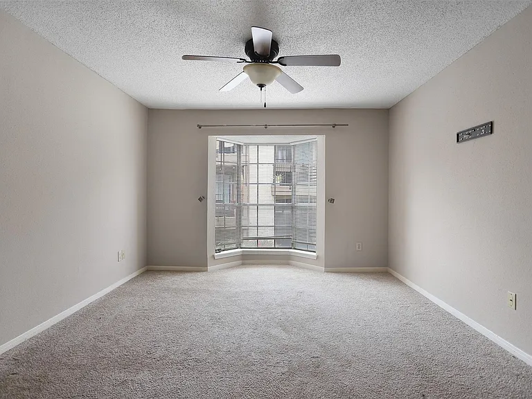 2121 Hepburn St #613 — Photo 11